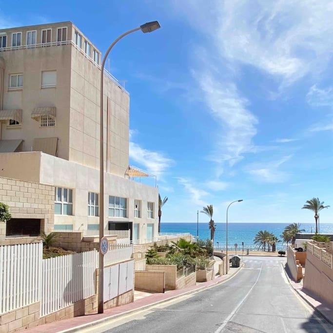 Modern Flat Close To Beach Ел Кампело Екстериор снимка