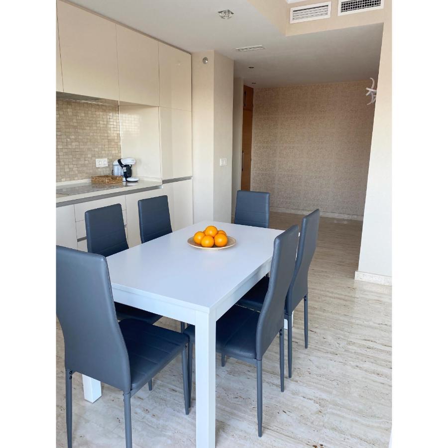 Modern Flat Close To Beach Ел Кампело Екстериор снимка