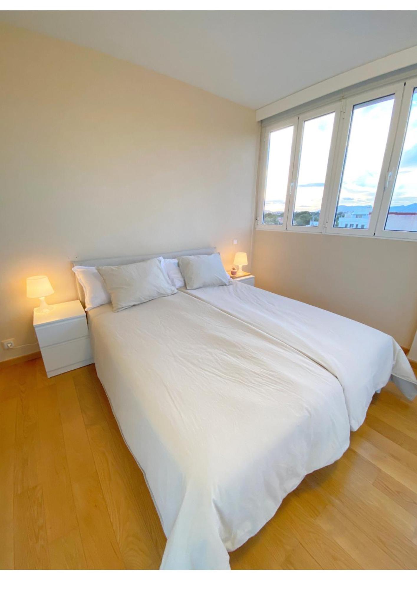 Modern Flat Close To Beach Ел Кампело Екстериор снимка
